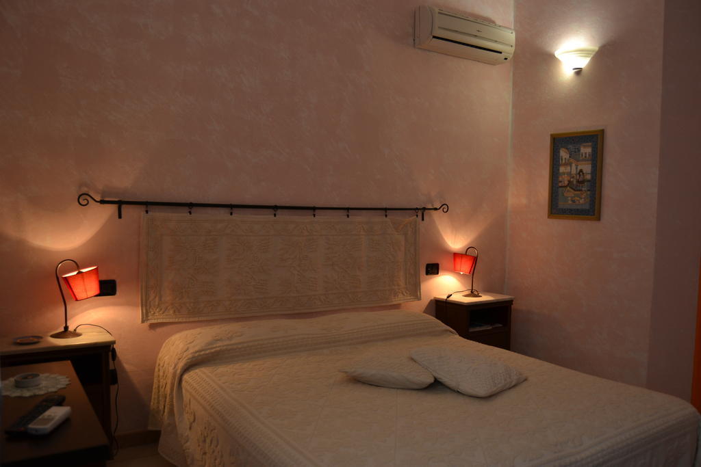 S'Attobiu Guest Rooms Teulada Pokoj fotografie